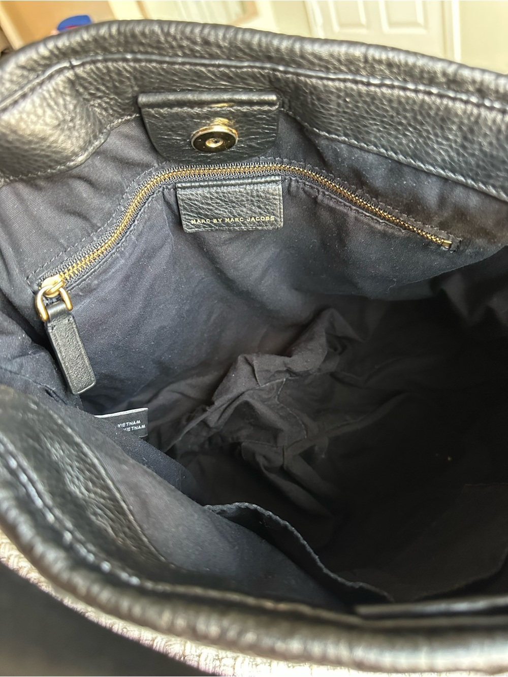 Marc by Marc Jacobs Black Leather Shoulder Hobo Bag - Picture 5 of 9